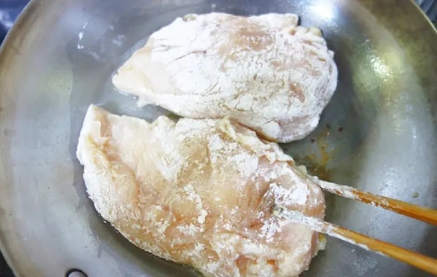 中火で焼く画像（撮影：エニママ）