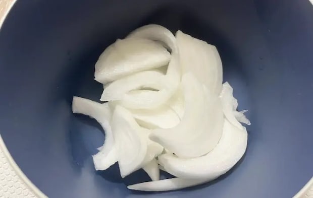 玉ねぎを切った画像（撮影：エニママ）