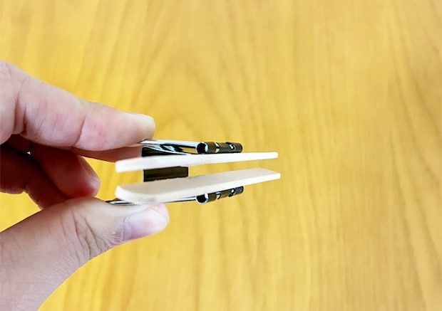 アイスの棒とダブルクリップの活用写真（撮影：grapeライフハック編集部）