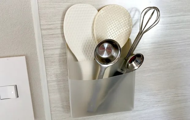 調理器具を入れた画像（撮影：エニママ）