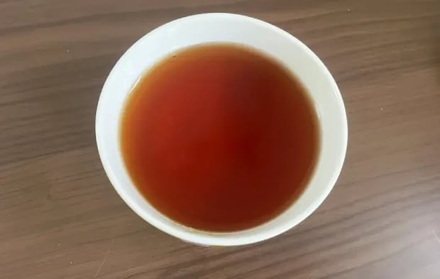 醤油とみりんと水を混ぜ合わせた画像（撮影：エニママ）
