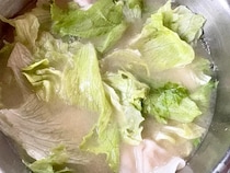 普通は入れない“冷凍食品”をドボン！　味の素の味噌汁レシピが革命的だった