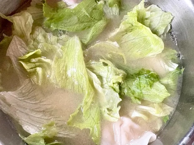 普通は入れない“冷凍食品”をドボン! 味の素の味噌汁レシピが革命的だった