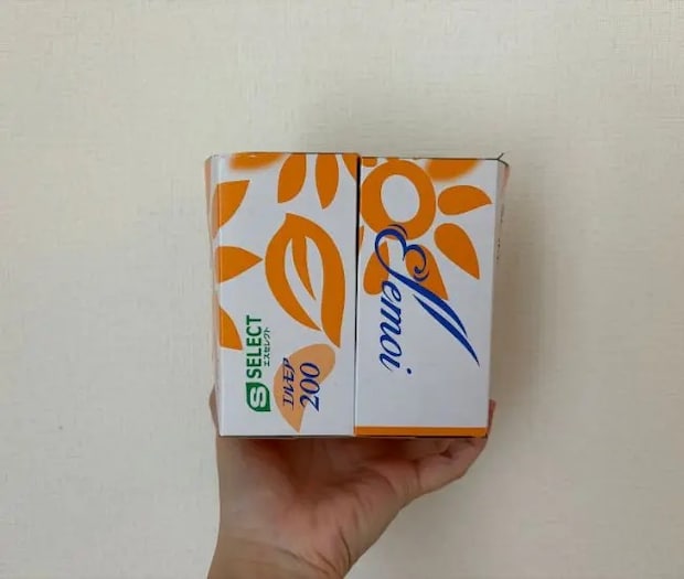 半分に折った様子（撮影：grapeライフハック編集部）