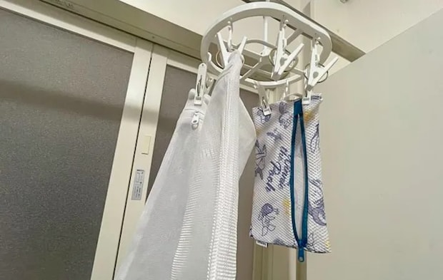 洗濯ネットを干す写真（撮影：Heulie）