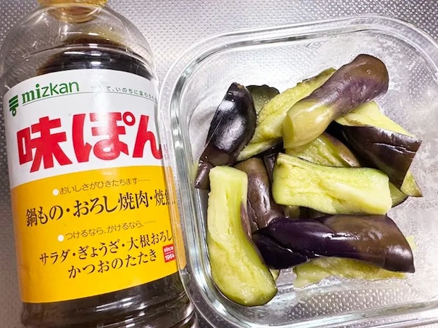 ナスと味ぽん（撮影：grapeフード編集部）