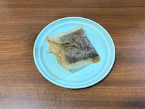 麦茶パックの中身を出したら？　2分温めて家中の消臭に生かす再利用法