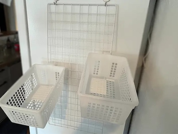 ダイソー猫のおもちゃ収納（撮影：grapeライフハック編集部）