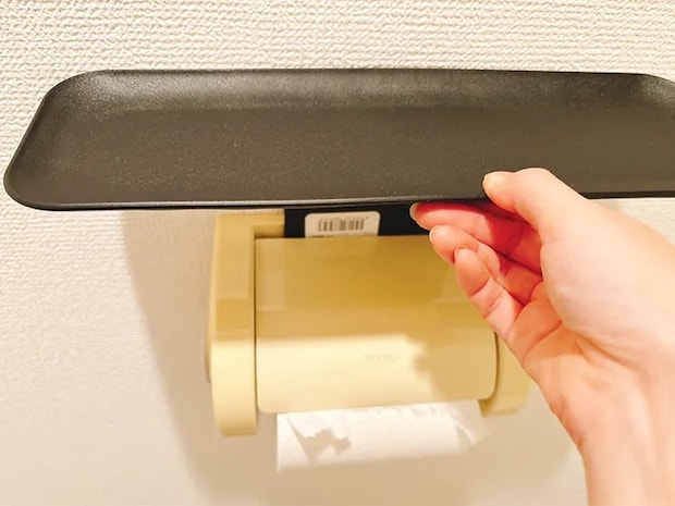 ブックエンドとトレーの合体した写真（撮影：grapeライフハック編集部）