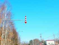 北海道の『謎の矢印』なんのためにある？　北海道開発局に聞いてみた