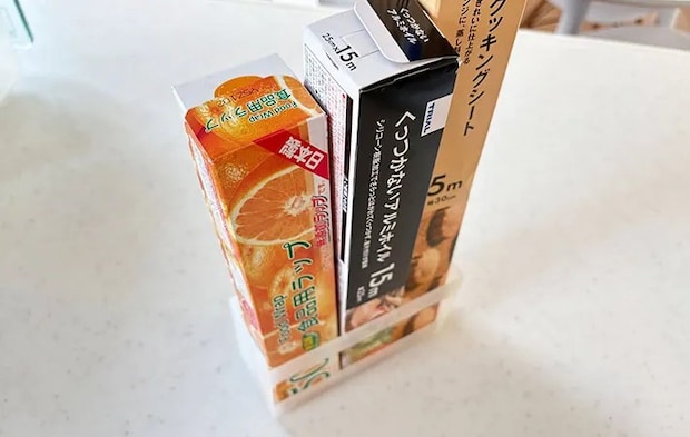 ラップ、アルミホイル、クッキングシートを収納した画像（撮影:エニママ）