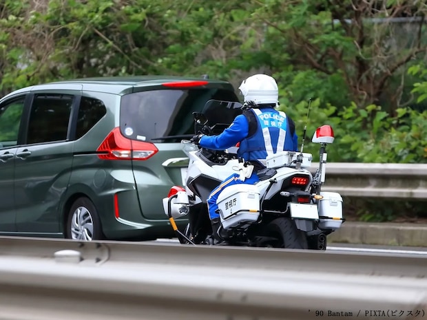 友人とドライブ、交通費をもらったら『白タク』になる? 弁護士に聞いた