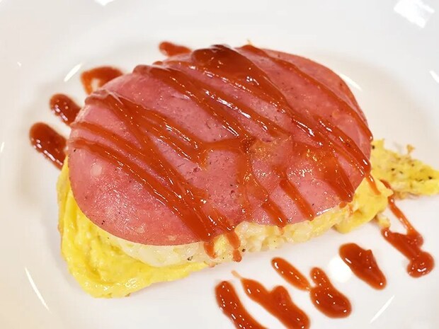 冷凍ご飯のオムライス（撮影：grapeフード編集部）