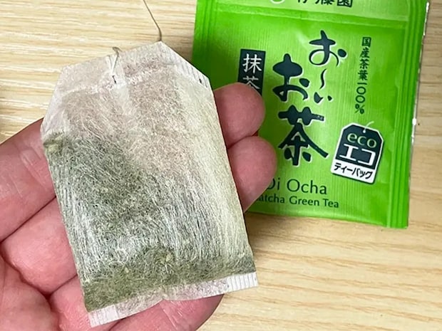 お茶漬け、ではなく『炊き込みご飯』！　緑茶を炊飯器に入れてみると…