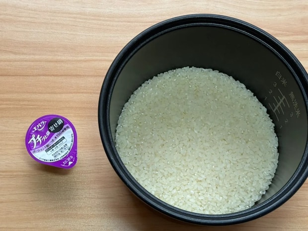 お米とプチッと鍋（撮影：grapeフード編集部）