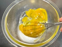 捨ててたの後悔した！　玉子焼きに使える『おばあちゃんの知恵袋』を試してみたら…