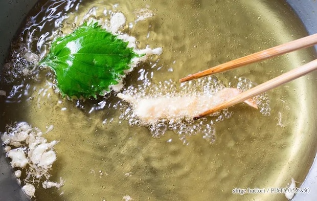 『天麩羅を揚げる』写真