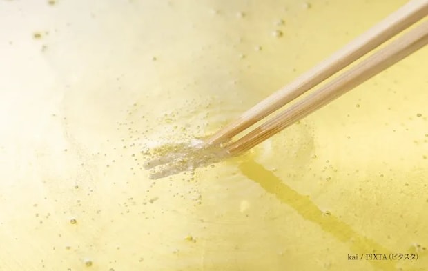 『揚げ物 調理イメージ』の写真