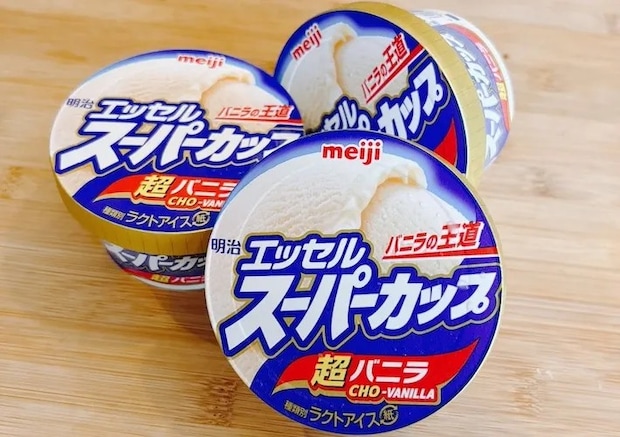 明治エッセルスーパーカップ超バニラの画像（撮影：キジカク）