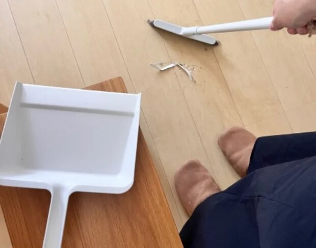 ほうきとちりとり