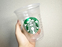『スタバ』の空きカップ、捨てるのもったいない！　保冷剤で簡単リメイク