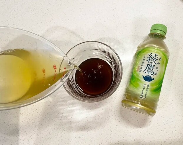 めんつゆを緑茶で割る写真（撮影：grapeフード編集部）