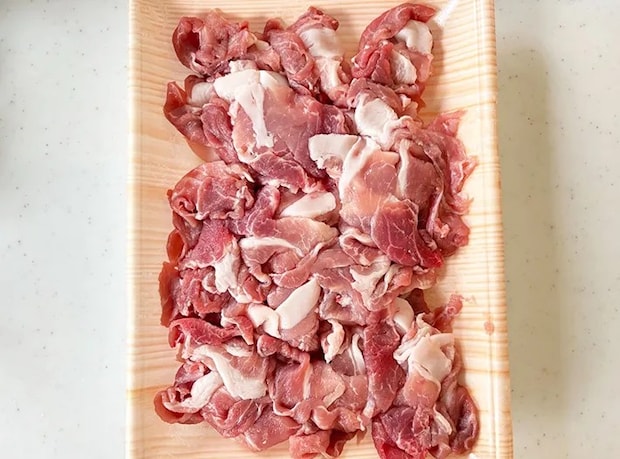 豚こま肉のバック画像（撮影：エニママ）