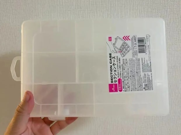 ごちゃつく救急箱、100均ケースに入れ替えたら？　隙間に立てて置ける収納術がこちら