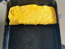 玉子焼きに『小さじ1杯』入れてみて！　意外な調味料に「いつもよりふわふわ」
