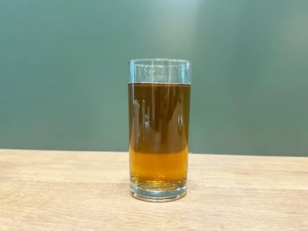 麦茶を抽出する（撮影：grapeライフハック編集部）