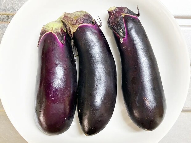ナス、そのまま野菜室に入れるの待った! カゴメが教える保存方法の『正解』