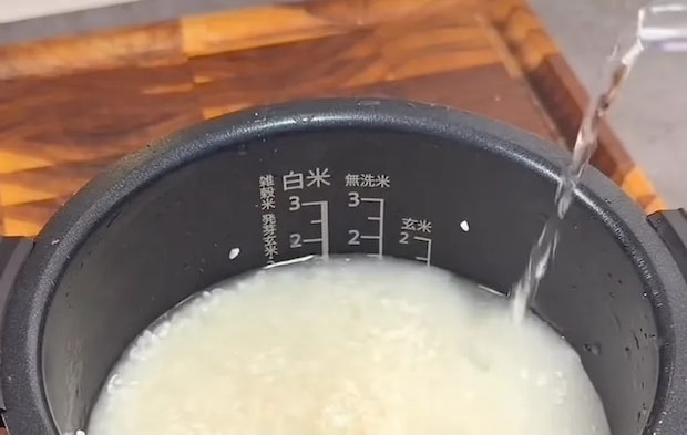 水を加えた画像
