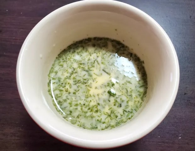 トロミ粉液の画像（撮影：エニママ）