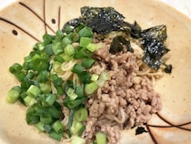混ぜるだけでウマい『油そば風そうめん』　タレは砂糖、醤油のほかに大さじ1杯の？