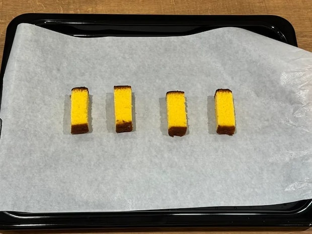 切ったカステラ（撮影:grapeフード編集部）