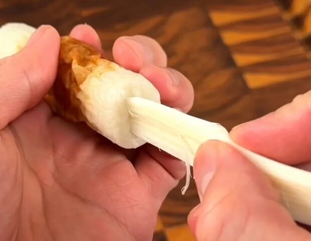 チーズを詰める画像
