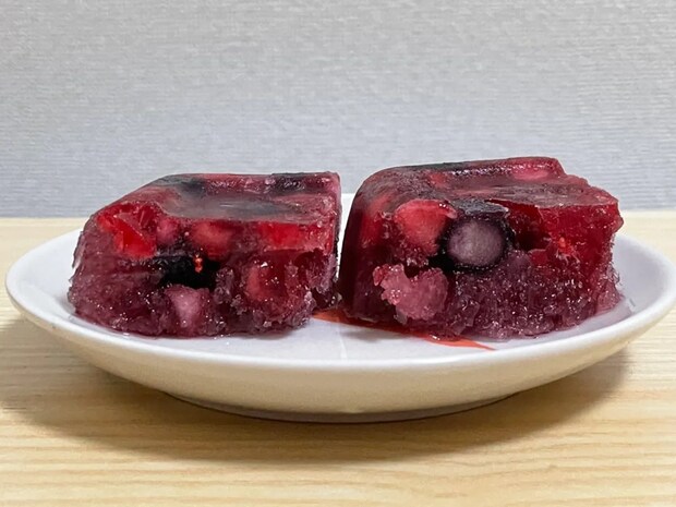 材料は2つだけ! 暑い日に食べたい『ひんやりスイーツ』のレシピに「シャーベットみたい」「すっきりした」