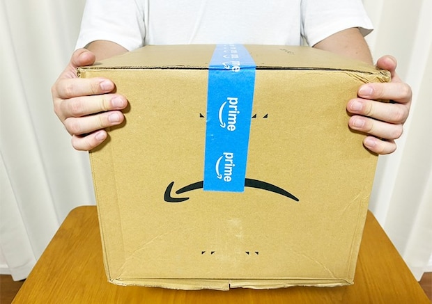 ダンボールの簡単な開け方写真（撮影：grapeライフハック編集部）