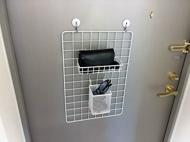 玄関で収納した財布や車の鍵など（撮影：grapeライフハック編集部）
