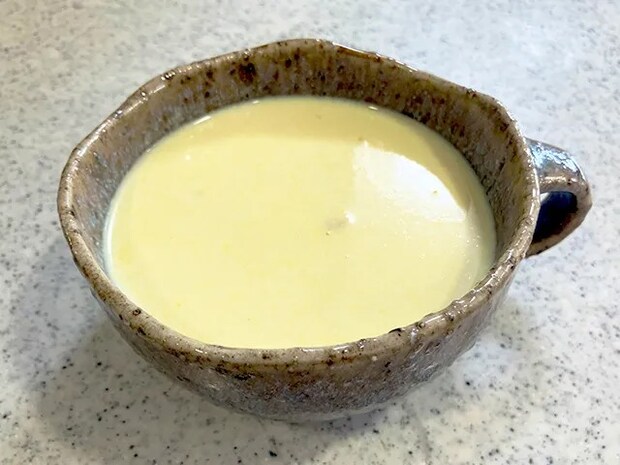 濃厚コーンスープが完成した場面（撮影：grapeフード編集部）