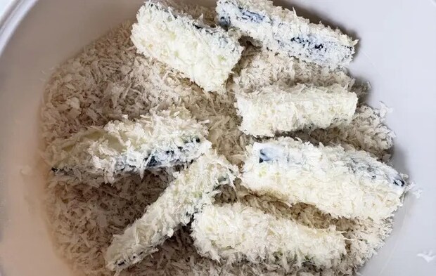 ズッキーニにパン粉をまぶした画像（撮影：エニママ）