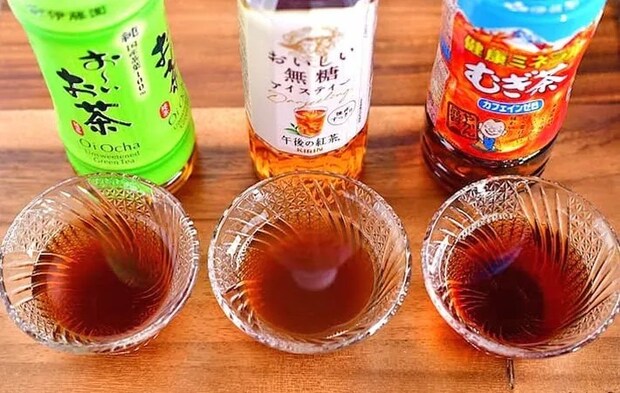 『3種類のお茶割りそうめんつゆ』の写真（撮影：小泉明代）