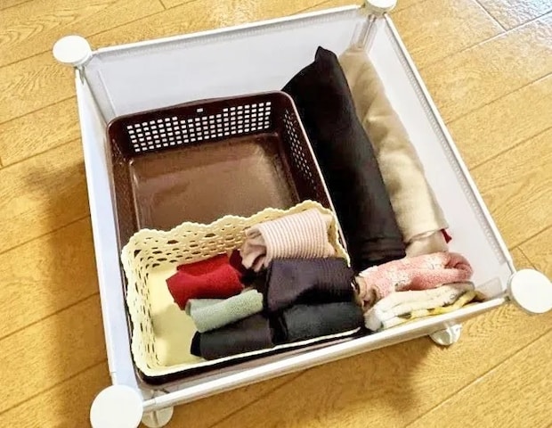 『組み立てパネルと連結ジョイント』の写真（撮影：ワード）