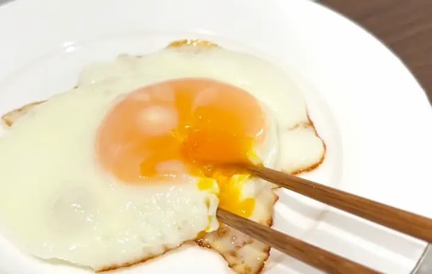 目玉焼きの完成画像（撮影：キジカク）