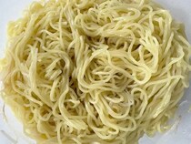冷やし中華の麺がくっつかない　『ゆで上がり1分前』のポイント