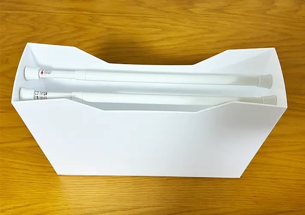 ファイルボックスとつっぱり棒の活用写真（撮影：grapeライフハック編集部）
