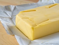 かたまりのバター、切り分けるの待って！　山崎製パンが教える“最初にすべき行動”は