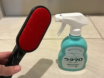 100均の洋服ブラシ、玄関掃除でも使えます　意外な活用法で「簡単にピカピカになった！」