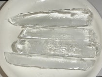 水筒に入れやすい『氷』　材料3つで簡単に作れる裏ワザがこちら！
