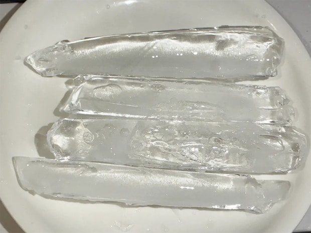 水筒に入れやすい『氷』 材料3つで簡単に作れる裏ワザがこちら!